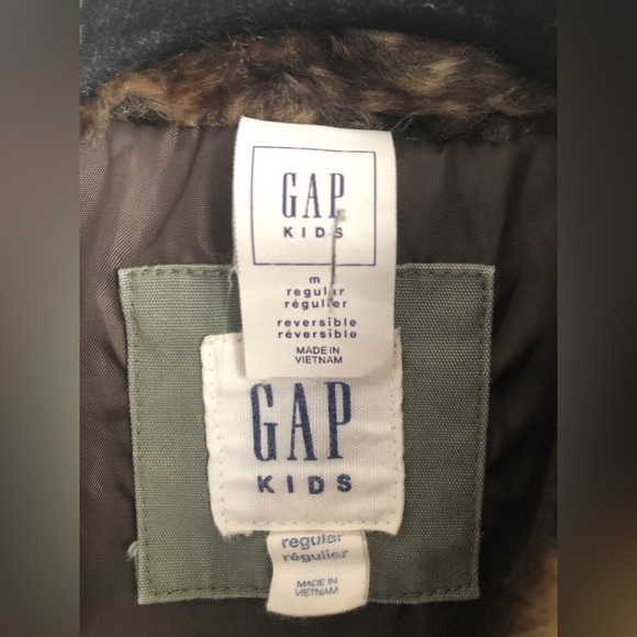 Gap Kids Faux Fur Vest M (8-9) - Picture 5 of 6